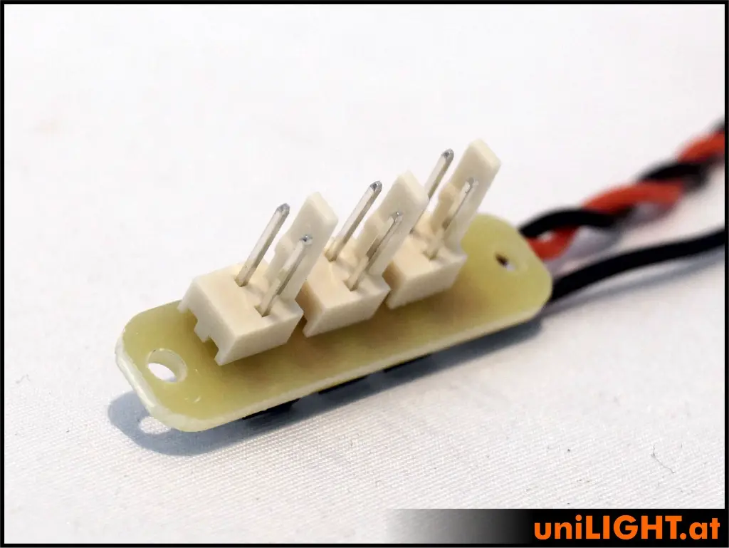 CABLE-Y3-STROBE-1.webp
